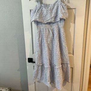 Vici pale blue Easter dress 💙🌸